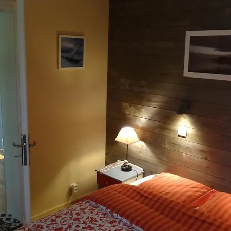 T2 Au Calme Avec Terrasse Sur Le Bassin D'arcachon 아파트